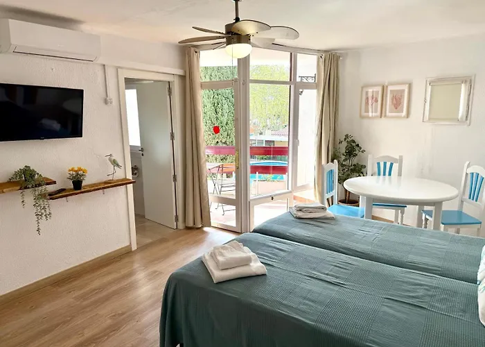 Apartamentos Corcega Palmyra